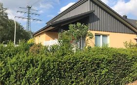 Komfortables Einzelhaus Mit Garten